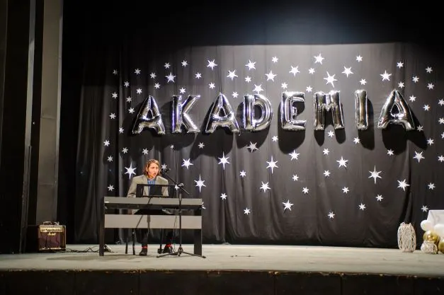 Akadémia