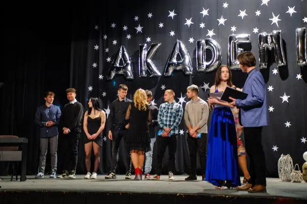 Akadémia