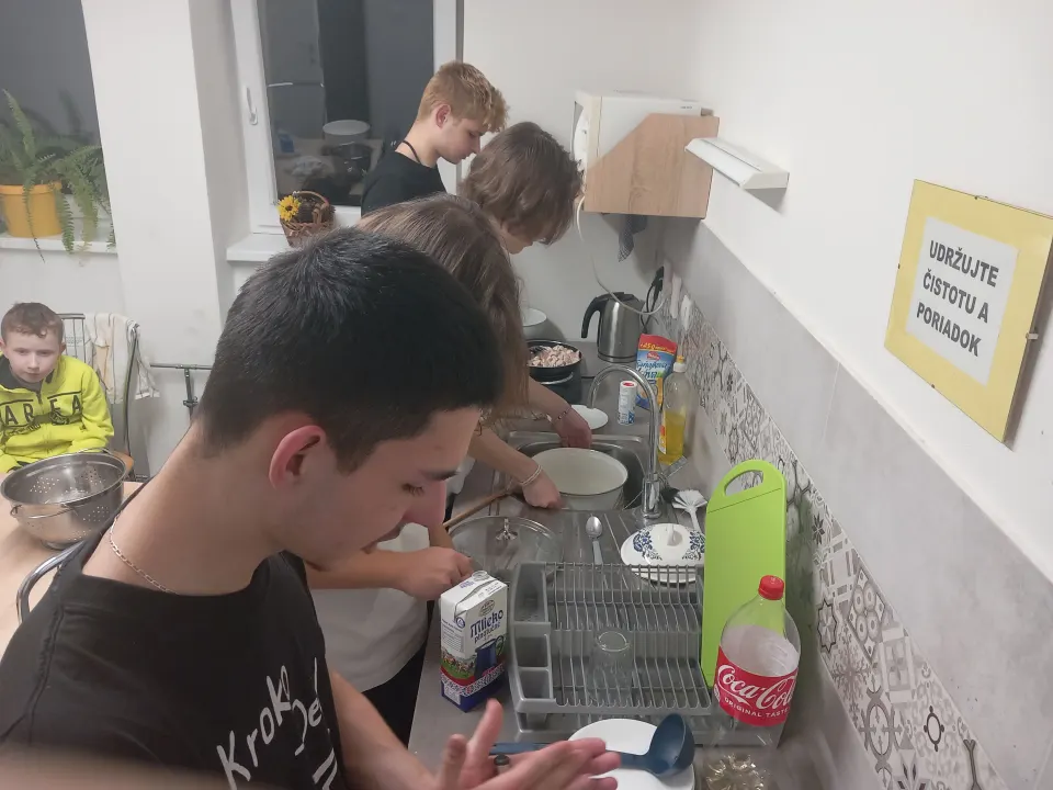 Varíme cestoviny so syrovou omáčkou