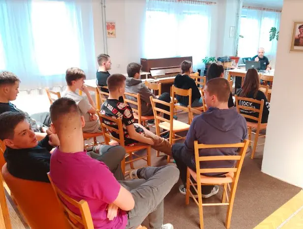 Obchodovanie s ľuďmi