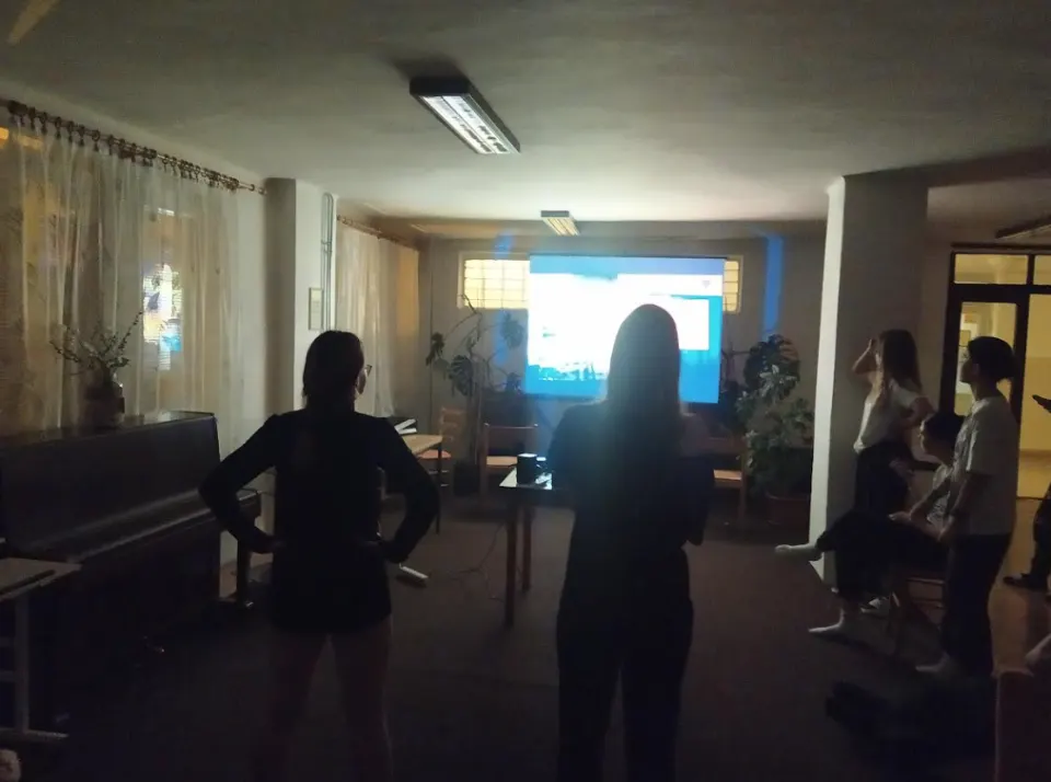 KINECT