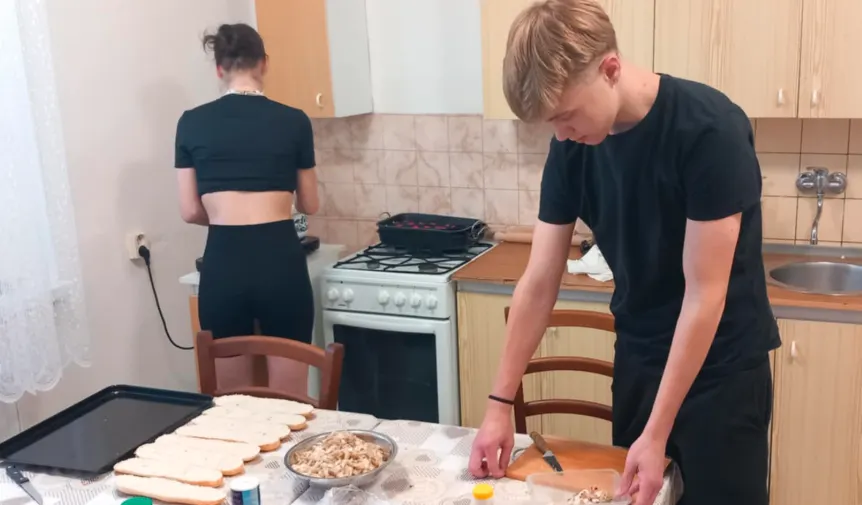Zapekanka so syrovou omáčkou s hríbami a kečupom