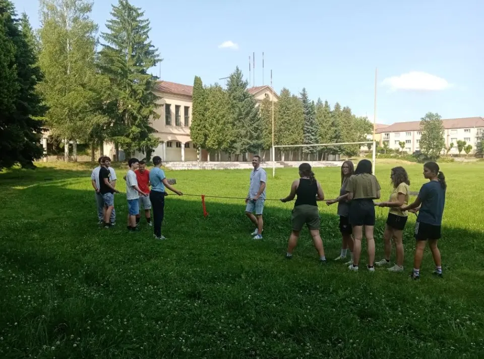 Preťahovanie lanom