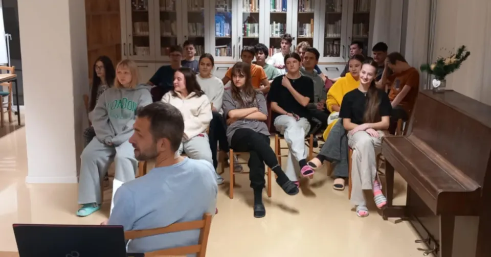 Beseda AIDS - HIV premietanie filmu ANJELI