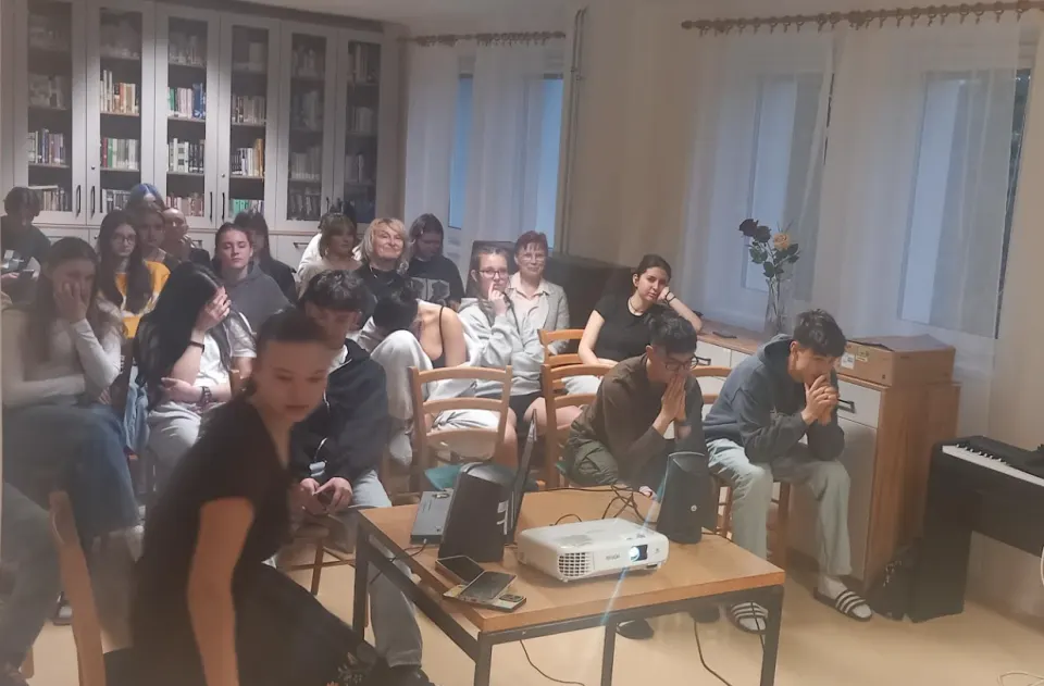 ZÁBAVNÝ VEČER o PODPOĽANÍ