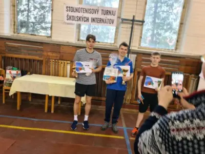 Stolnotenisový turnaj – fotografia 11