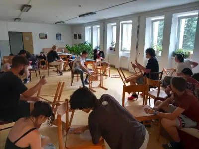 Rekonštrukcia stoličiek – fotografia 8
