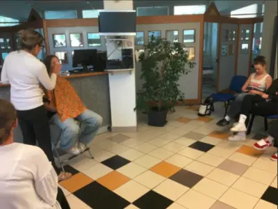 Návšteva kozmetického salónu ŠARM pri SOŠ hotelových služieb a obchodu vo Zvolene – fotografia 4